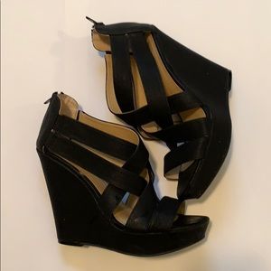 Chinese Laundry Wedges